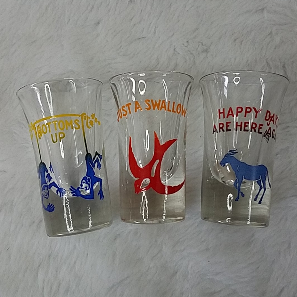 3 VINTAGE FLUTED TAPERED SHOT GLASSES